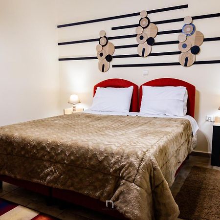 Enastron Hotel Kalavryta Buitenkant foto