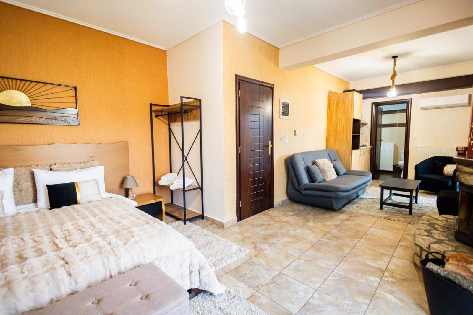 Enastron Hotel Kalavryta Buitenkant foto